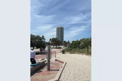 7135 Collins Ave #912, Miami Beach, FL 33141 - Photo 33