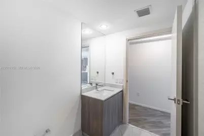 801 S Miami Ave #3905, Miami, FL 33130 - Photo 21