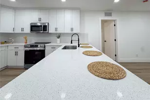 60 NW 47th Ct, Oakland Park, FL 33309 - Photo 13