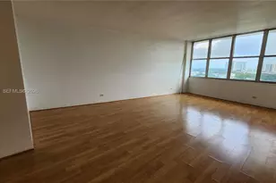 7441 Wayne, Miami Beach, FL 33141 - Photo 5