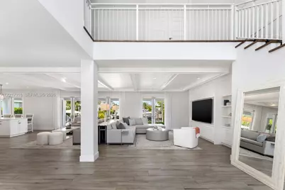 13040 N Bayshore Dr, North Miami, FL 33181 - Photo 13