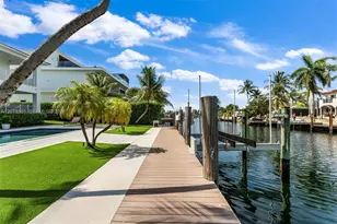 13040 N Bayshore Dr, North Miami, FL 33181 - Photo 29