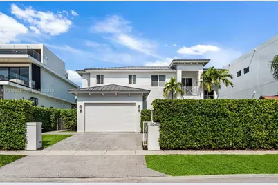 13040 N Bayshore Dr, North Miami, FL 33181 - Photo 7