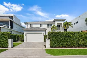 13040 N Bayshore Dr, North Miami, FL 33181 - Photo 7