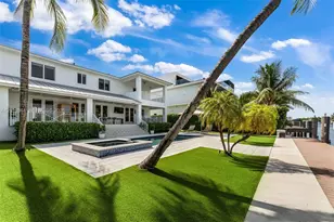 13040 N Bayshore Dr, North Miami, FL 33181 - Photo 27