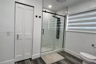 6832 W 2nd Ct, Hialeah, FL 33014 - Photo 23