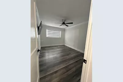 6832 W 2nd Ct, Hialeah, FL 33014 - Photo 25