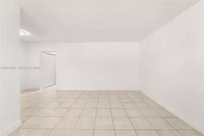 6905 Rue Vendome #8, Miami Beach, FL 33141 - Photo 5