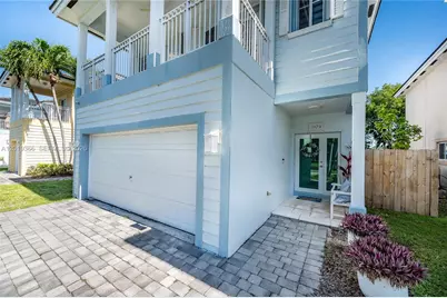 3179 NE 4th St, Homestead, FL 33033 - Photo 3