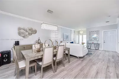 3179 NE 4th St, Homestead, FL 33033 - Photo 9