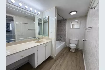 210 174th St #1918, Sunny Isles Beach, FL 33160 - Photo 17