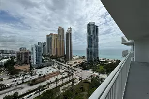 210 174th St, Sunny Isles Beach, FL 33160 - Photo 25