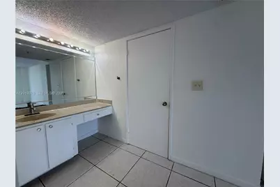 210 174th St #1918, Sunny Isles Beach, FL 33160 - Photo 13