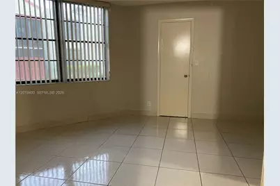 210 Lake Pointe Dr #114, Oakland Park, FL 33309 - Photo 13