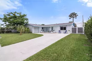 10455 SW 200th St, Cutler Bay, FL 33157 - Photo 1