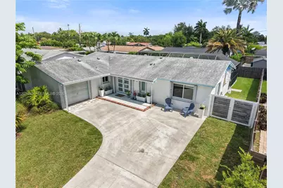 10455 SW 200th St, Cutler Bay, FL 33157 - Photo 3