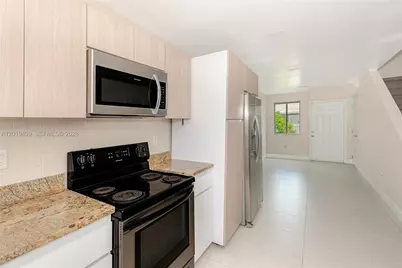 811-817 NW 3rd Ave, Fort Lauderdale, FL 33311 - Photo 9