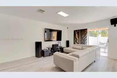 19141 NW 12th St, Pembroke Pines, FL 33029 - Photo 13