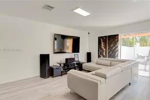 19141 NW 12th St, Pembroke Pines, FL 33029 - Photo 13