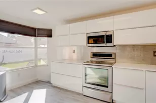 19141 NW 12th St, Pembroke Pines, FL 33029 - Photo 17