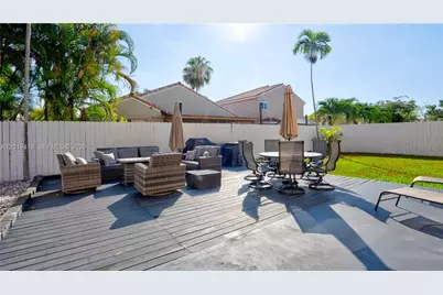 19141 NW 12th St, Pembroke Pines, FL 33029 - Photo 43
