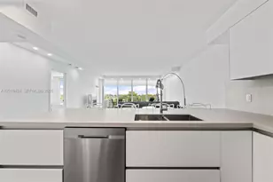 5700 Collins Ave, Miami Beach, FL 33140 - Photo 9