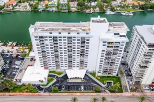 5700 Collins Ave, Miami Beach, FL 33140 - Photo 29