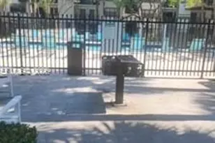 610 S Park Rd, Hollywood, FL 33021 - Photo 5