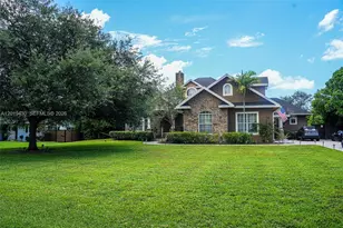 2640 SW 137th Terrace, Davie, FL 33330 - Photo 3