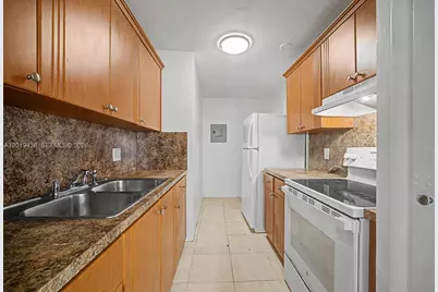 7256 SW 94th Pl #A8, Miami, FL 33173 - Photo 3