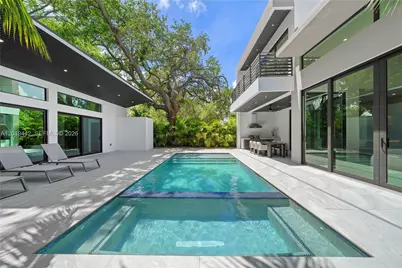 280 NW 47th St, Miami, FL 33127 - Photo 41