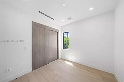 280 NW 47th St, Miami, FL 33127 - Photo 31