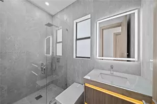 280 NW 47th St, Miami, FL 33127 - Photo 35