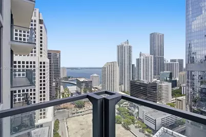 68 SE 6th St #2702, Miami, FL 33131 - Photo 25