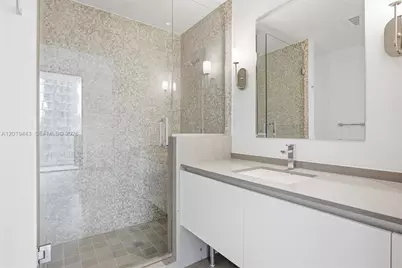 68 SE 6th St #2702, Miami, FL 33131 - Photo 65