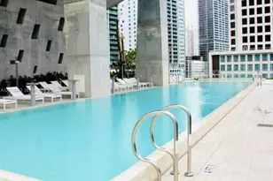 68 SE 6th St, Miami, FL 33131 - Photo 17