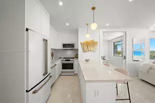 5255 Collins Ave, Miami Beach, FL 33140 - Photo 13