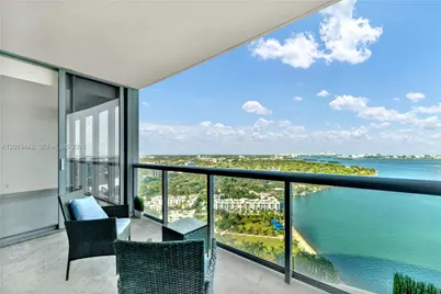 601 NE 36th St #3010, Miami, FL 33137 - Photo 3