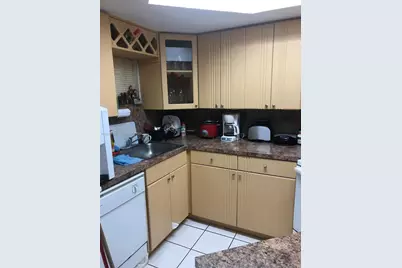 8245 Lake Dr #204, Doral, FL 33166 - Photo 3