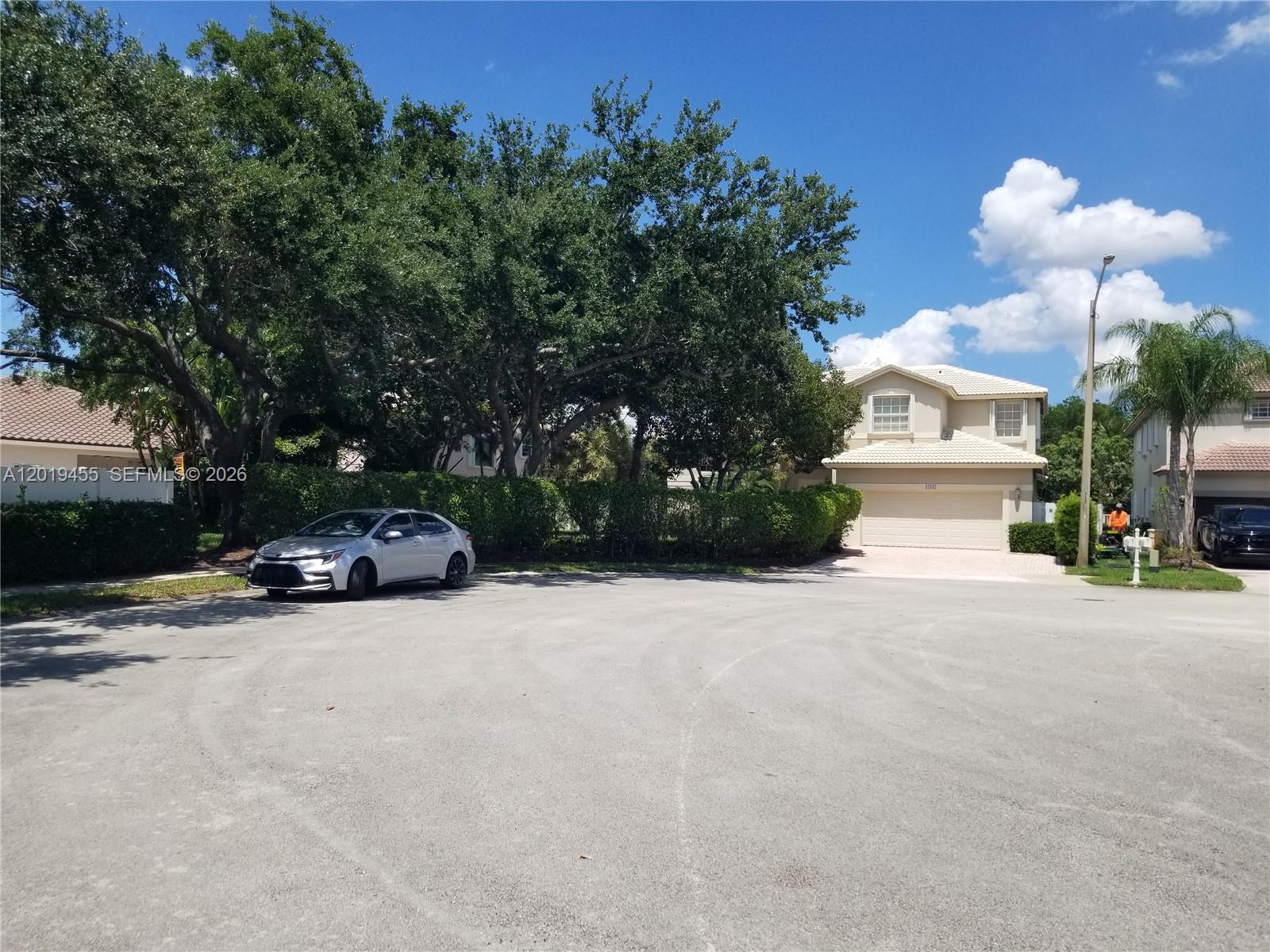 17047 NW 16th St - 17047 NW 16th St, Pembroke Pines, FL 33028 Luxury Property | Jose Angel Pina