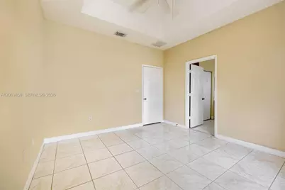 22280 SW 93rd Pl, Cutler Bay, FL 33190 - Photo 11