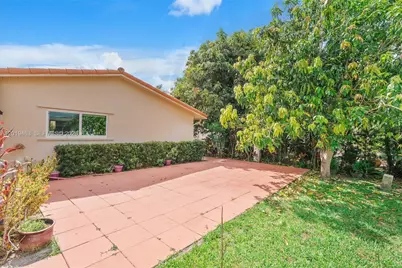 1730 NW 108th Ave, Pembroke Pines, FL 33026 - Photo 39