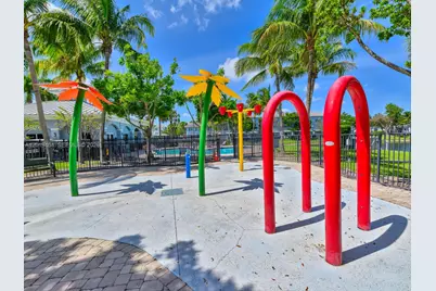 3506 NW 13th St, Lauderhill, FL 33311 - Photo 17