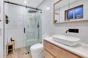 7711 Miami View Dr, North Bay Village, FL 33141 - Photo 13