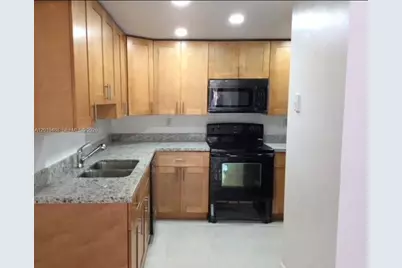 6950 Miami Gardens Dr #2-211, Hialeah, FL 33015 - Photo 3