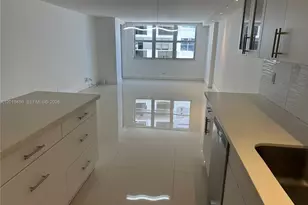 6039 Collins Ave, Miami Beach, FL 33140 - Photo 5