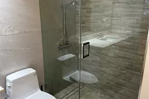 6039 Collins Ave, Miami Beach, FL 33140 - Photo 13
