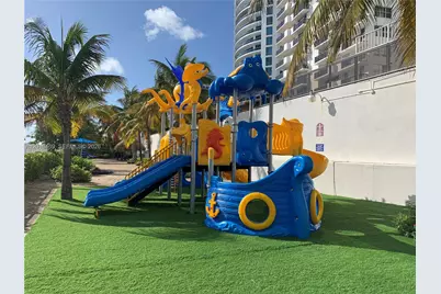 6039 Collins Ave #1221, Miami Beach, FL 33140 - Photo 21