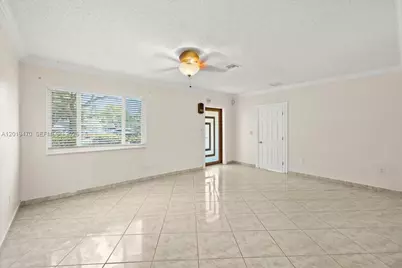 305 NW 111th St, Miami Shores, FL 33168 - Photo 7