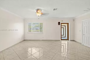 305 NW 111th St, Miami Shores, FL 33168 - Photo 9